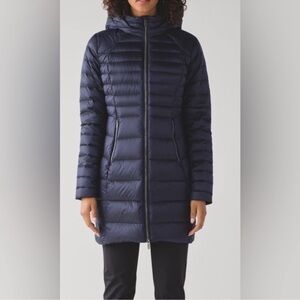 Lululemon “Brave the Cold” Women's Navy Hooded Puffer Coat 10